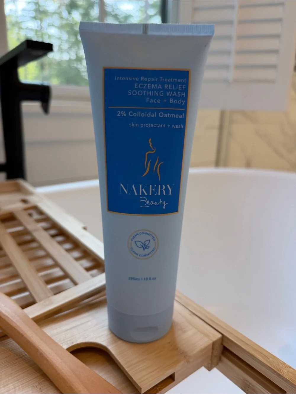 Nakery Beauty Eczema Relief Soothing Wash - Light Blue & Blue